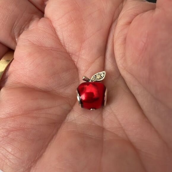S925 RED APPLE CHARM - Picture 3 of 4